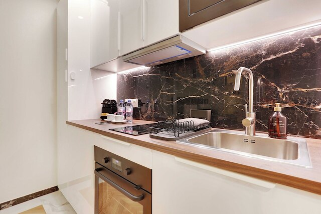 Elegant 4P Studio in the Heart of Montmartre - Paris