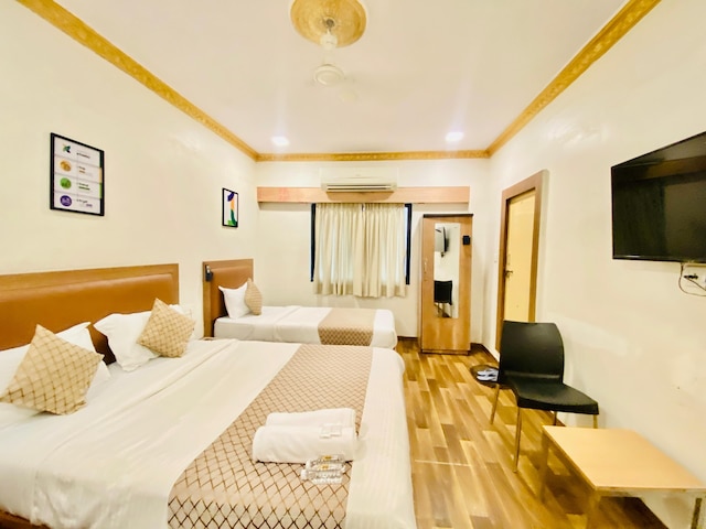 Hotel ABC - Satellite Prahladnagar