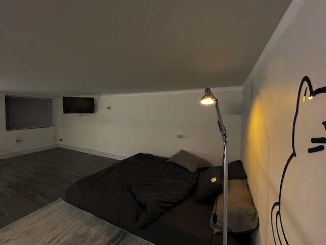 ZEUS LIVING OLD QUARTER HANOI