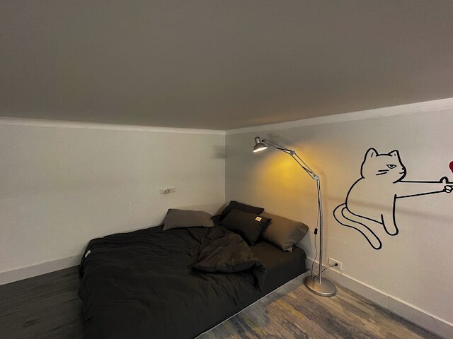 ZEUS LIVING OLD QUARTER HANOI