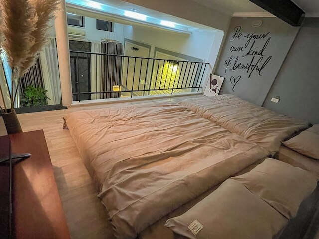 ZEUS LIVING OLD QUARTER HANOI