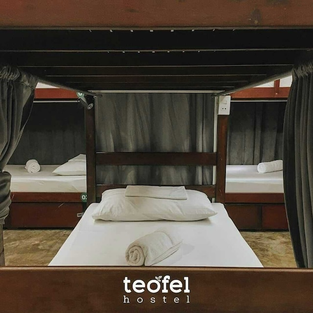 Teofel Hostel by Hiverooms
