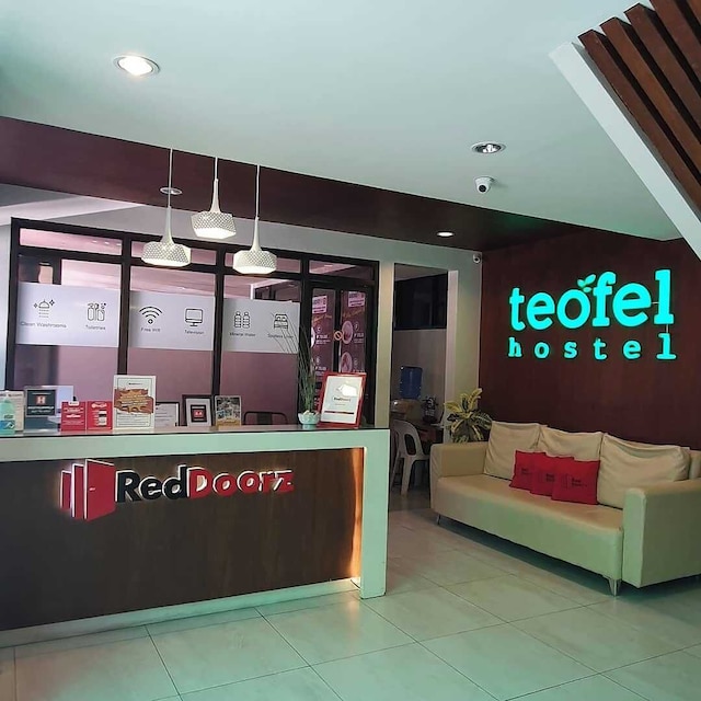 Teofel Hostel by Hiverooms