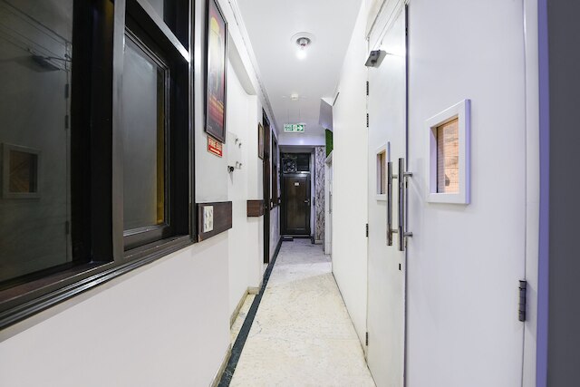 ファブホテル デリー コンチネンタル