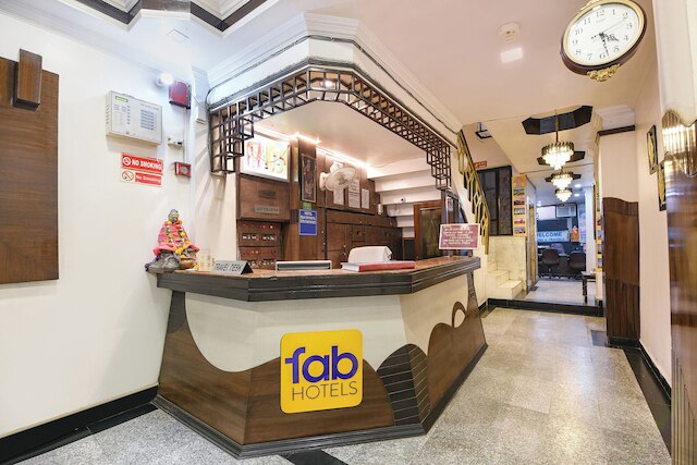 ファブホテル デリー コンチネンタル