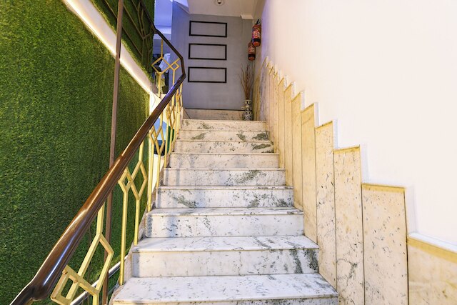 ファブホテル デリー コンチネンタル