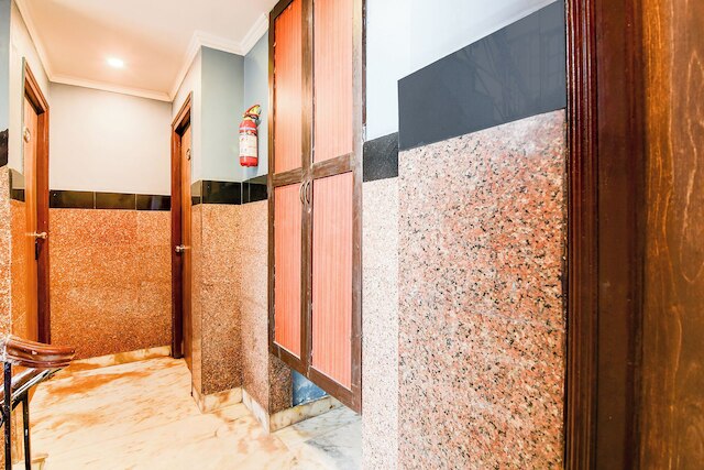 Fabhotel Gulshan Palace