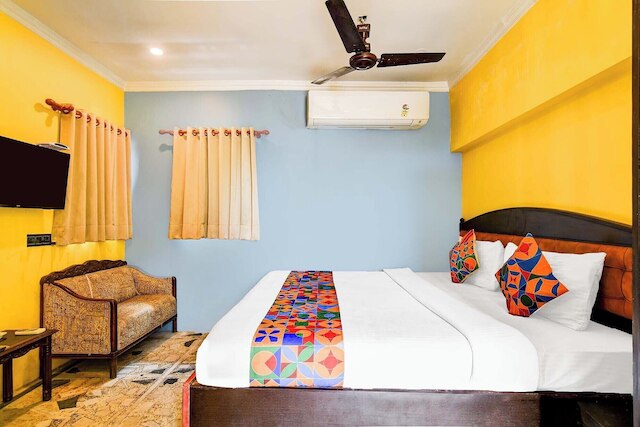 Fabhotel Gulshan Palace