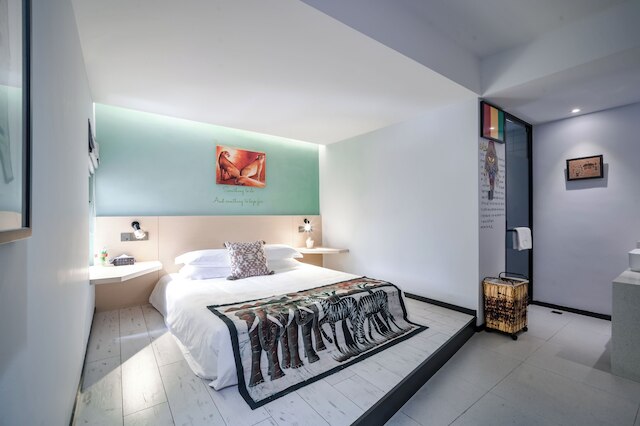 Blooming Lotus Hostel