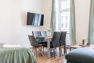 Cozy Longstay Room in a Central Location