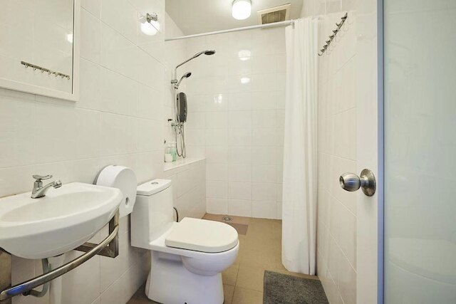 スリーピー ノマド ホステル