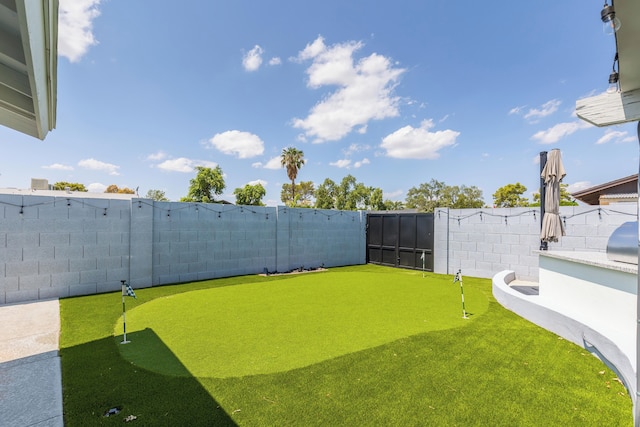 Old Town Fashion-pool-putting Green-bbq Grill