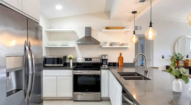 Brilliance-fire Pit & Foosball-walk to Old Town