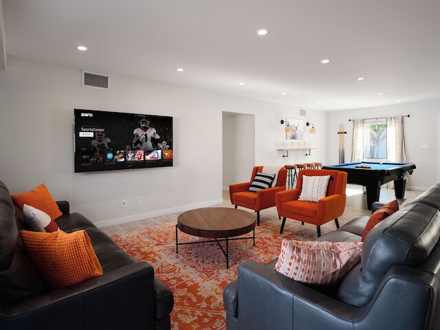 Sunset - Private Pool & Spa - Walk to Old Town