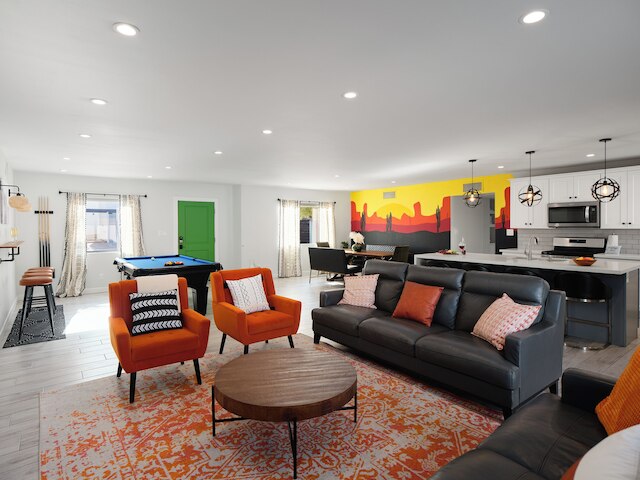 Sunset - Private Pool & Spa - Walk to Old Town