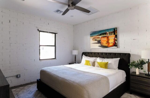 Nova-in the Middle of Old Town-walk to Everything!