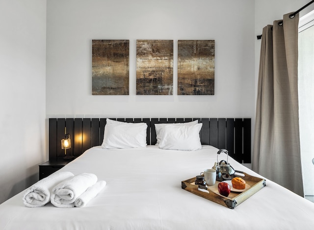 Coach House - Hot Tub - Heart of Old Town