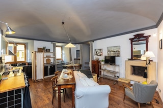 パンテオン アパートメント