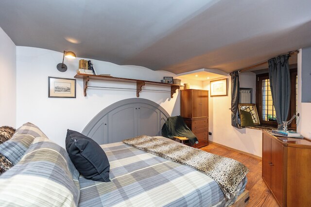 パンテオン アパートメント