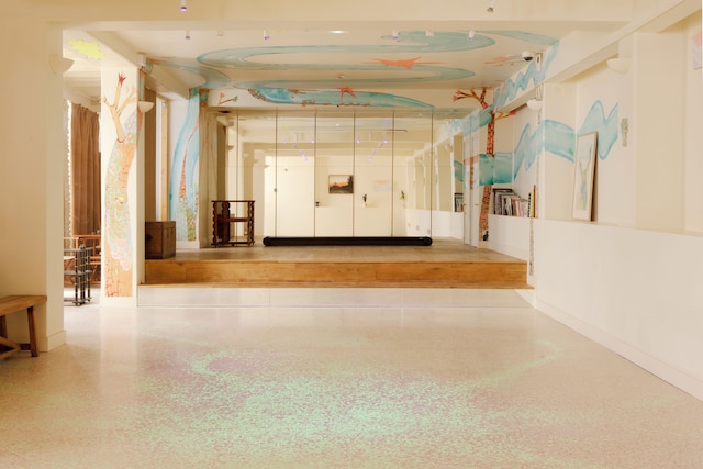 ル バス パラディウム