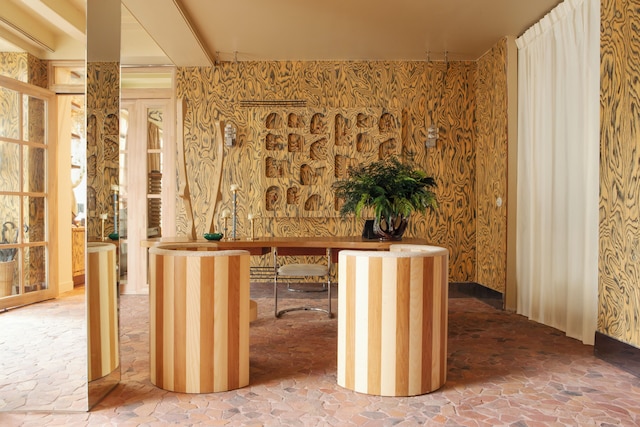 ル バス パラディウム