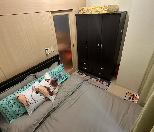 Condo With Balcony at Makati SM Jazz