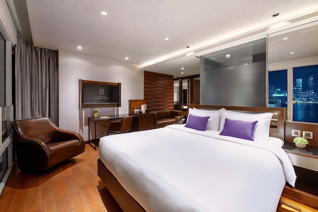 Hong Kong Harbour Hotel