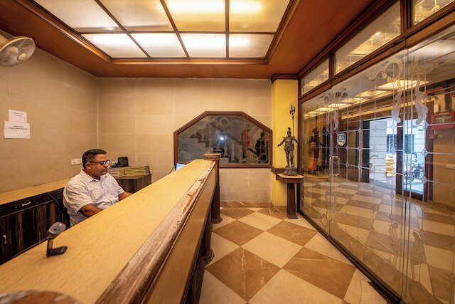 ホテル メグドゥート