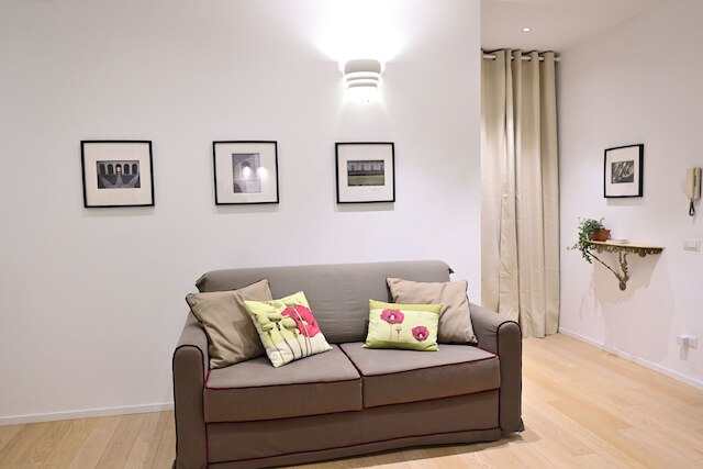 アット ホーム ナヴォナ