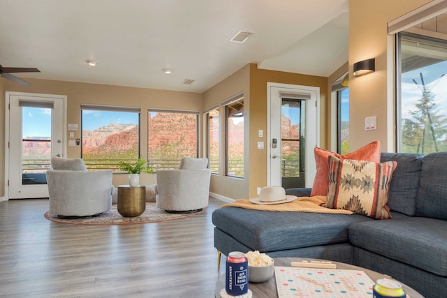 ミッドセンチュリー ジェム ウィズ ビューズ, ホットタブ & サンルーム ラウンジ レッドロックヘイブン バイ アバンステイ