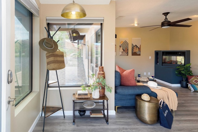 ミッドセンチュリー ジェム ウィズ ビューズ, ホットタブ & サンルーム ラウンジ レッドロックヘイブン バイ アバンステイ