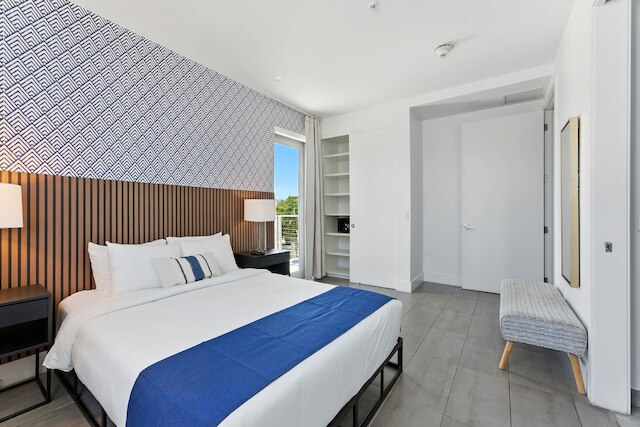 South Beach Sleek 2BR Getaway