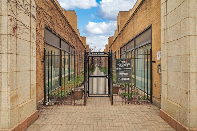 Lush Studio - Belmont B7