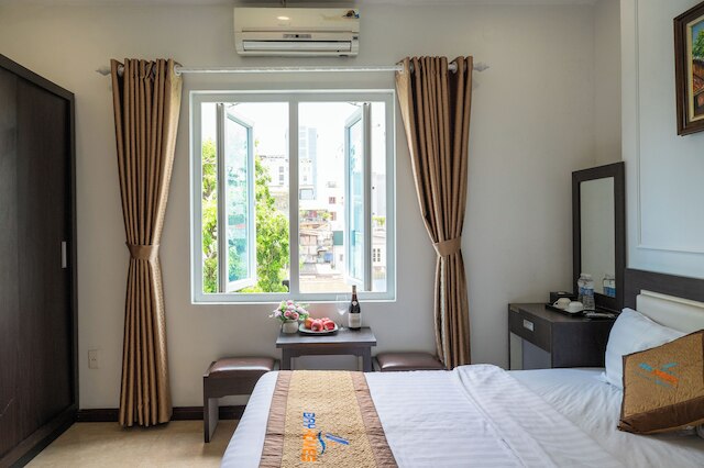 Bay Luxury Chariot Hotel