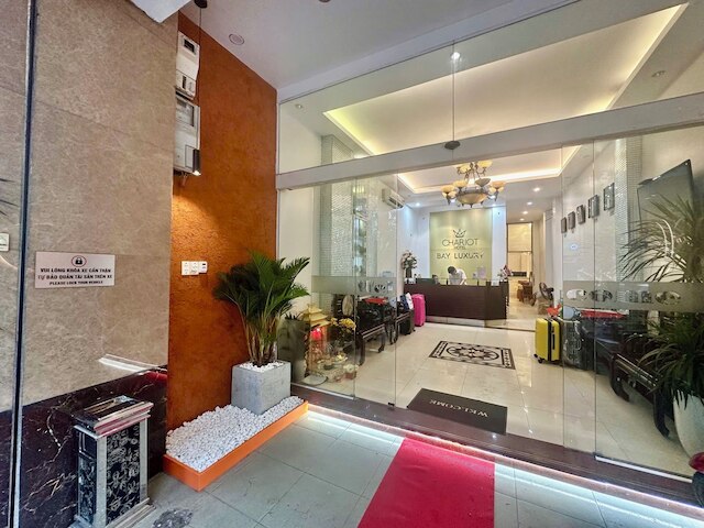 Bay Luxury Chariot Hotel