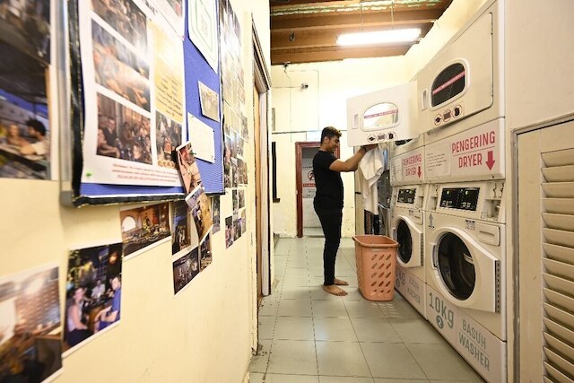 プールサイド By Mingle