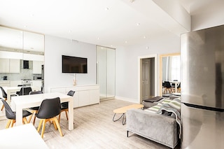 Stylish Bayswater Flat With Outdoor Space