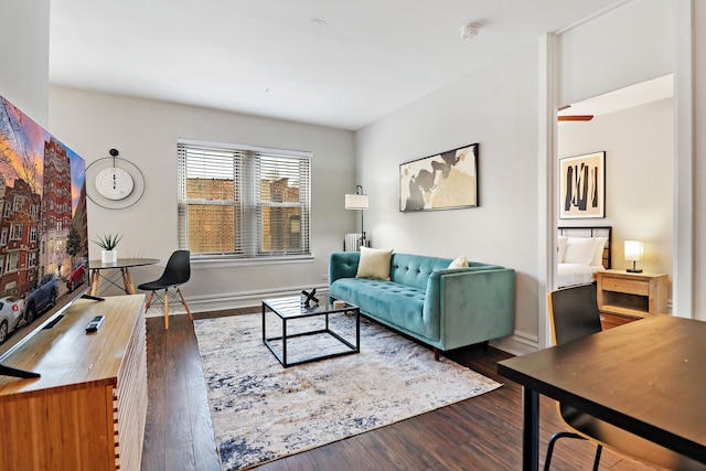 Lively 1BR - Kenwood 408