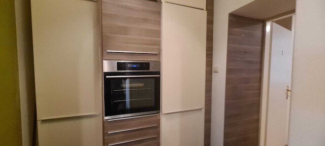 Elegant 2BR Prime Central Location