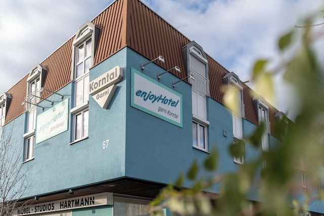 エンジョイホテル ガルニ コルンタール シュトゥットガルト