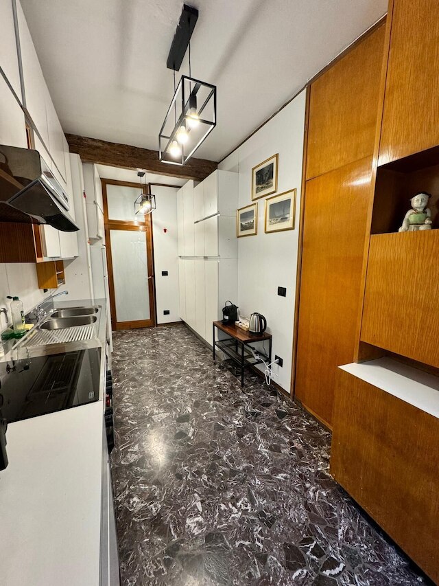 マドネタ アパートメント