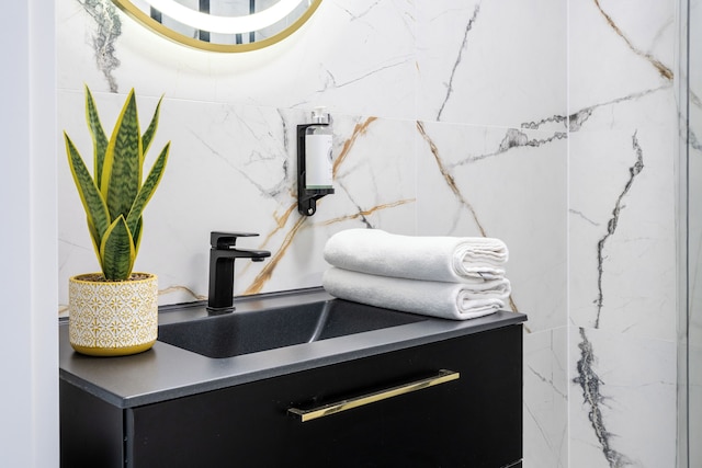 Bliska Wola Tower Sun & Snow