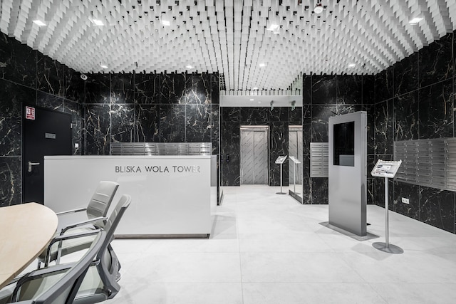 Bliska Wola Tower Sun & Snow