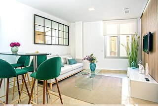 Magnificent Apartment With Perfect Location. Murillo III