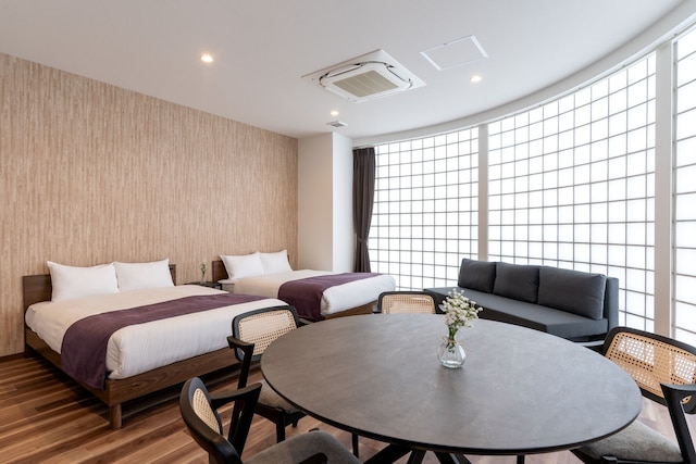 BON Osaka Namba East