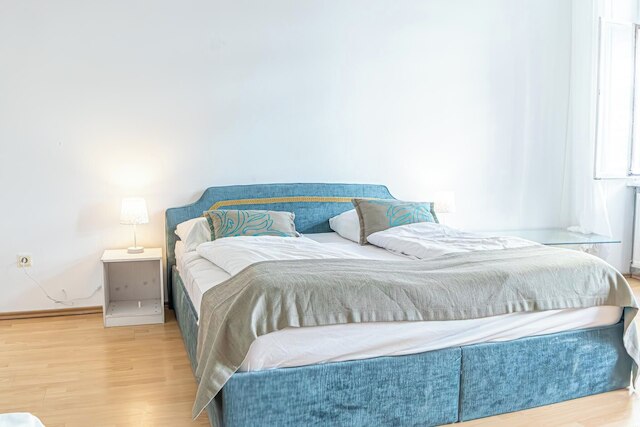 Modern 2BR Apt Longstay Sleeps 5