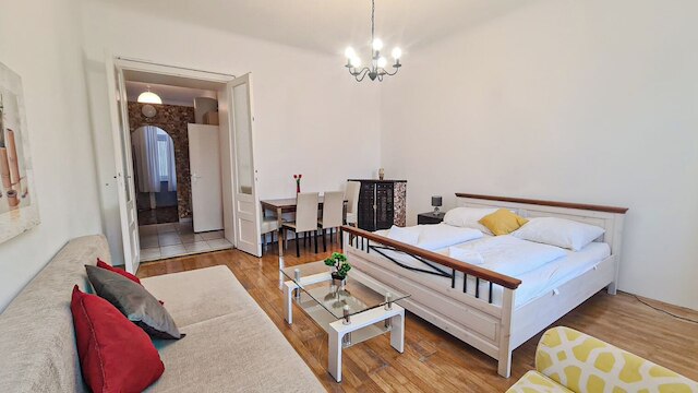 Modern 2BR Apt Long Stays Sleeps 5