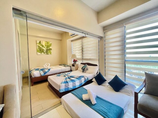 MactanNewtown Staycation Near The Beach