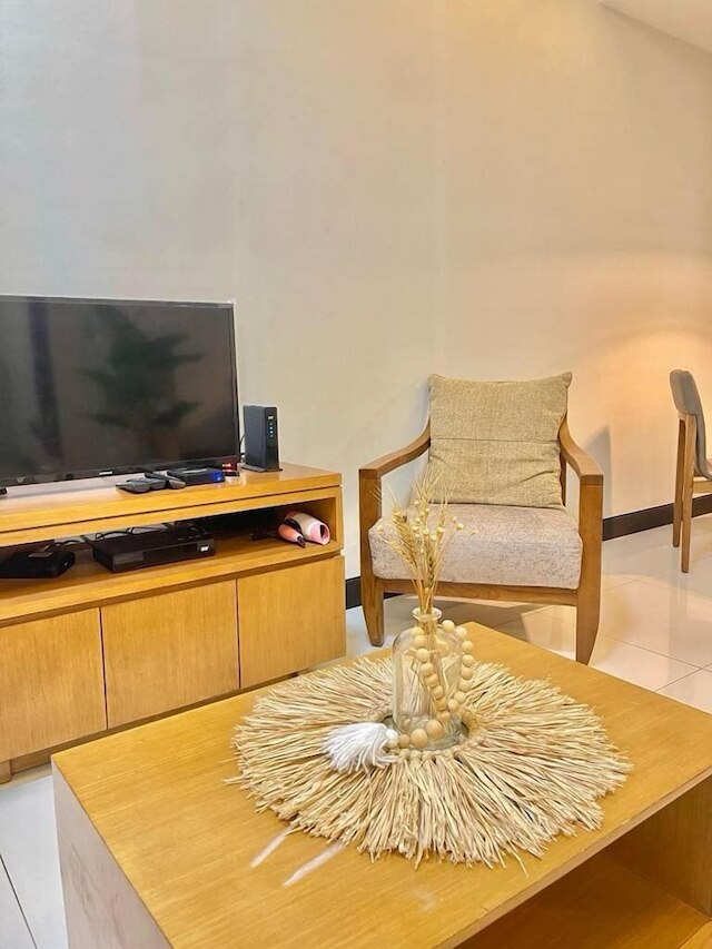 MactanNewtown Staycation Near The Beach