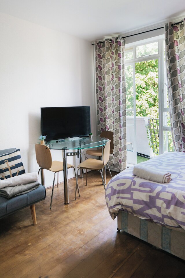 スタイリッシュ ロンドン アパートメント イン ホールフィールド エステート